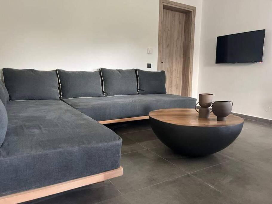 Ek Ornelakis, Luxury Country House With Jacuzzi Chrissi Akti Chania Exterior foto